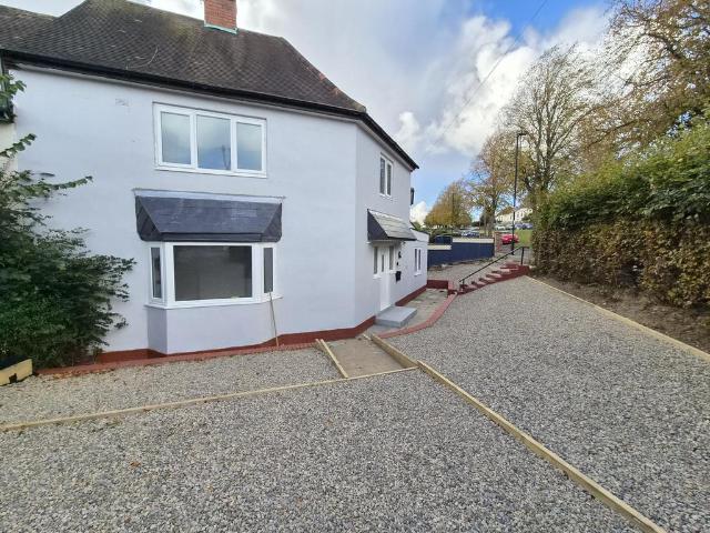 Newburn Road, Lemington, Newcastle. 4 bed detached house to rent £1,200 pcm £277 pw