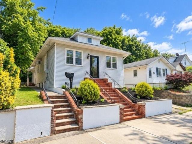 Newby Ave, Woodland Park, Home For Sale