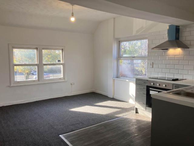 Newcastle Street, Stoke On Trent ST6, 3 bed flat to rent, £750 pcm | PrimeLocation