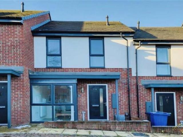 Newcastle Under Lyme ST5 2 bed terraced house to rent £975 pcm £225 pw
