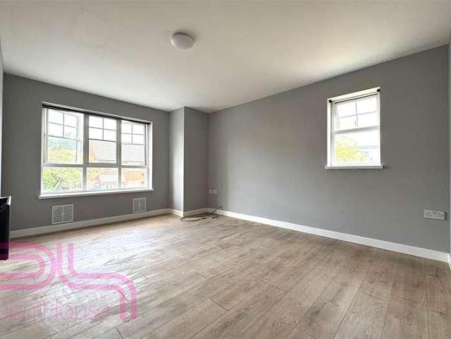 Newcombe Gardens, Hounslow, TW4