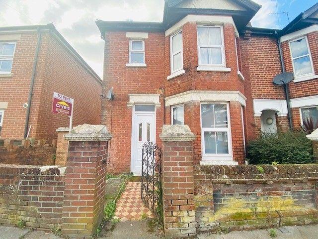 Newcombe Road, Southampton SO15, 4 bed property to rent, £1,600 pcm | PrimeLocation