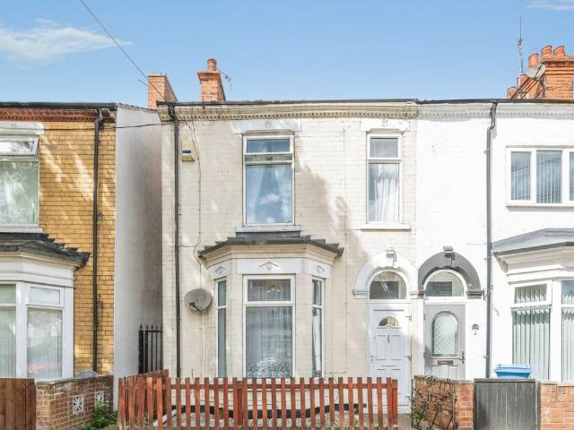 Newcomen Street, Hull HU9, 2 bed end terrace house to rent, £695 pcm | PrimeLocation