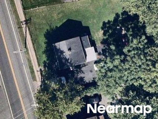 Newfield Ave