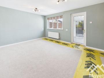 Newfield Drive, Blackburn. Lancs BB2 3UA