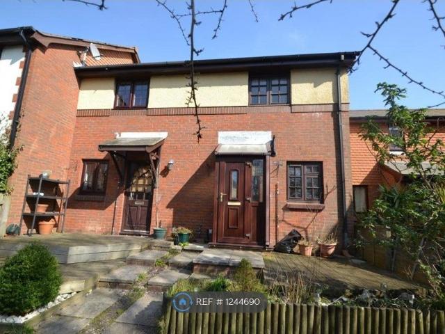 Newfoundland Drive, Poole BH15, 2 bed terraced house to rent, £1,300 pcm | PrimeLocation