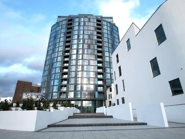 Newgate, Croydon CR0, 2 bed flat to rent, £1,600 pcm | PrimeLocation