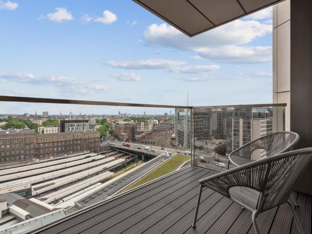 Newham, London E13, 2 bed flat to rent, £2,400 pcm | PrimeLocation