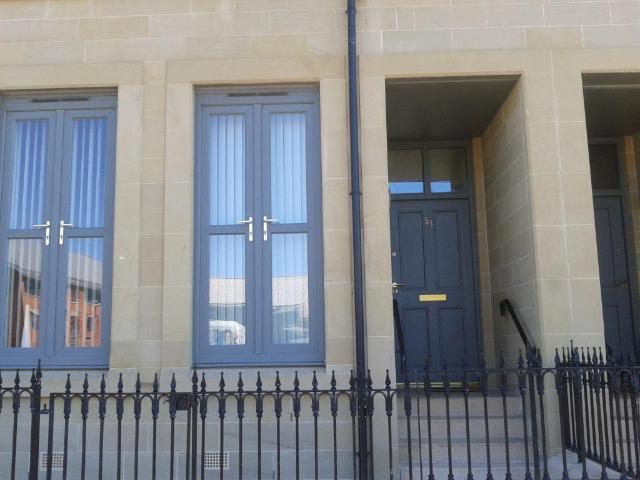 Newhaven Place, Edinburgh, EH6 3 bed flat to rent £1,695 pcm £391 pw