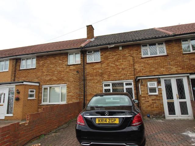 Newhouse Avenue, Romford, Essex RM6, 3 bed terraced house to rent, £2,000 pcm | PrimeLocation