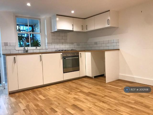 Newick Road, London, E5 1 bed flat to rent £2,050 pcm £473 pw