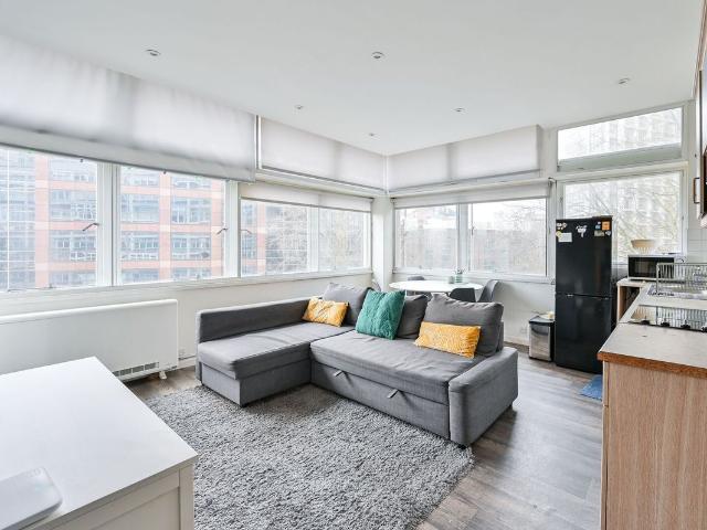 Newington Causeway, Elephant And Castle, London SE1, 2 bed flat to rent, £4,250 pcm | PrimeLocation