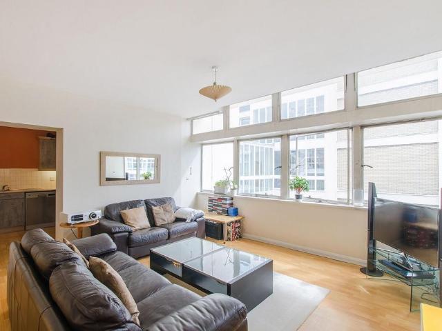 Newington Causeway, Elephant and. 3 bed flat to rent £4,500 pcm £1,038 pw