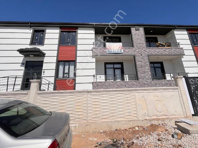 Newkon Gayrimenkulden Yaylapınar Mahallesinde 2+1 Kiralık Daire