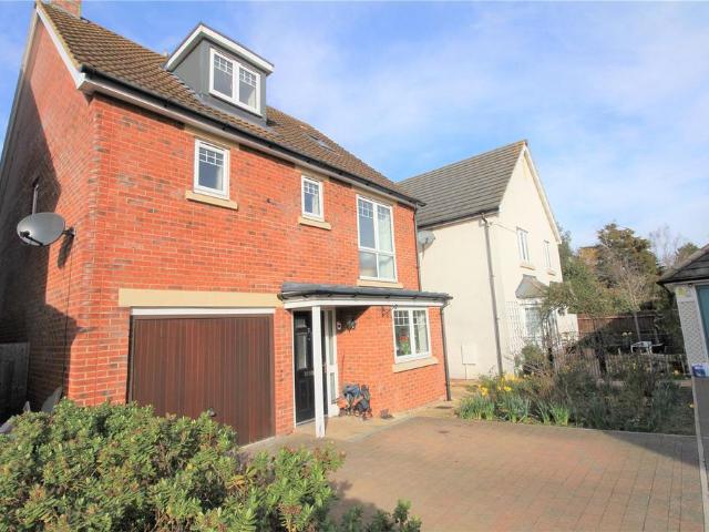 Newland Court, Cheltenham. 5 bed detached house to rent £2,400 pcm £554 pw
