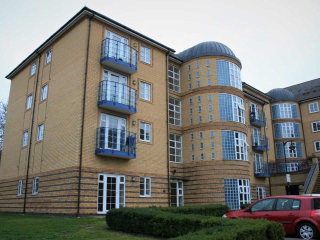 Newland Gardens, Hertford, Hertfordshire SG13, 2 bed flat to rent, £1,600 pcm | PrimeLocation
