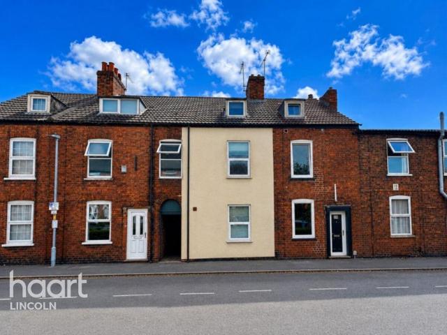 Newland Street West, LINCOLN 1 bed terraced house to rent £550 pcm £127 pw