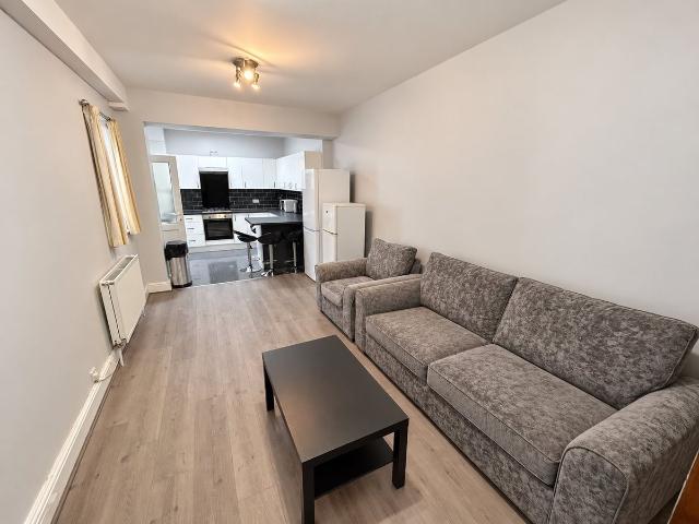 Newlands Road, Jesmond, Newcastle Upon Tyne NE2, 4 bed shared accommodation to rent, £2,340 pcm | PrimeLocation