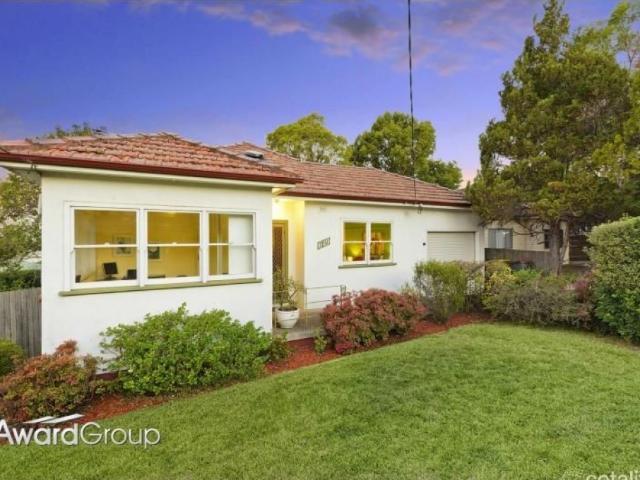 Newly upgrade family house with low maintenance big yard