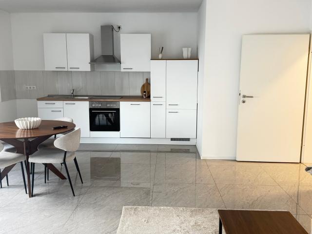 Newly Built 4 Room Apartment 111 m² Including kitchen, large balcony terrace+ Garden, 2 bathrooms, and private parking space