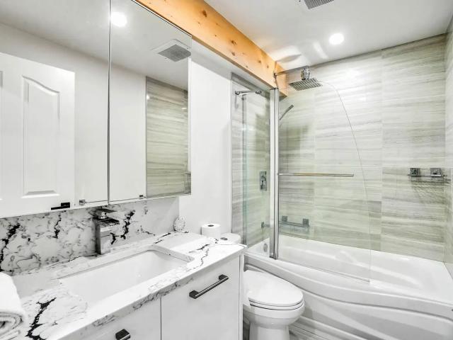Newly Built 2 Bed & 1 Bath Bright Lower Suite