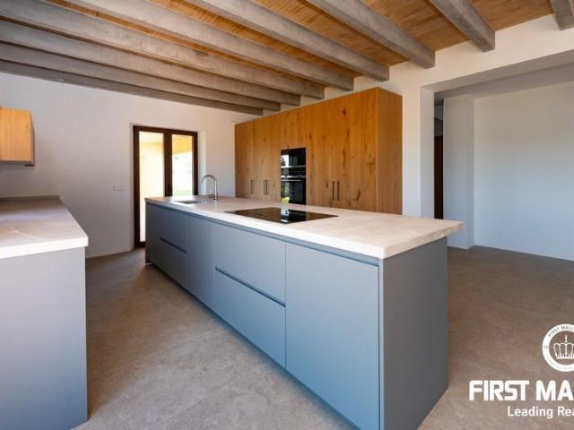 Newly built finca in Santanyi