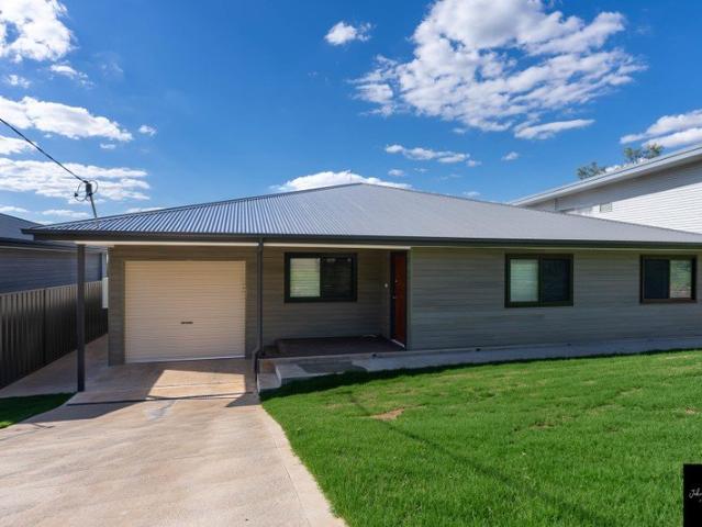 NEWLY BUILT HOME OVERLOOKING GUNNEDAH