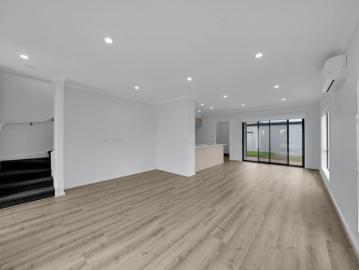 Newly Built & Perfectly Positioned!