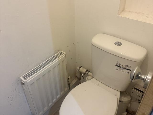 Newly built single bed studio flat
