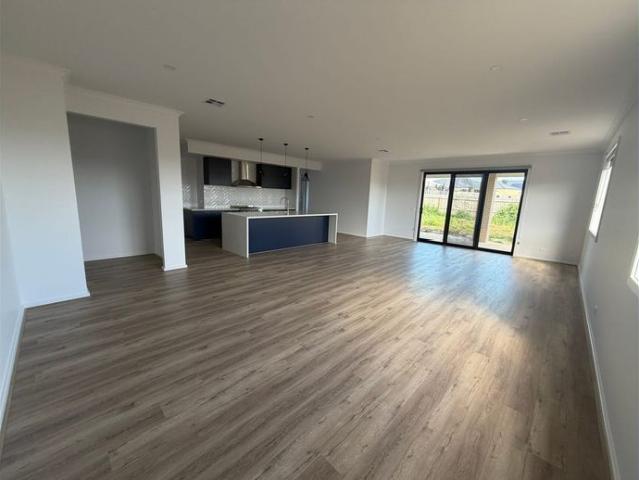 Newly Built Spacious 5 Bedroom Home