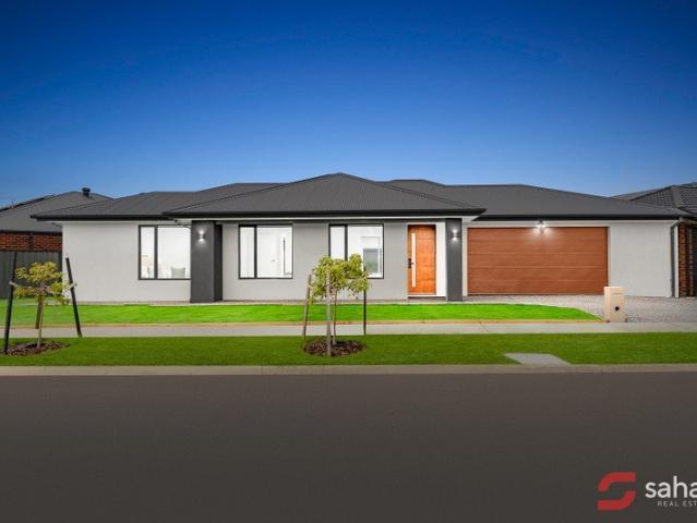 Newly Built Spacious Family Home in Perfect Location Ready To Move In !