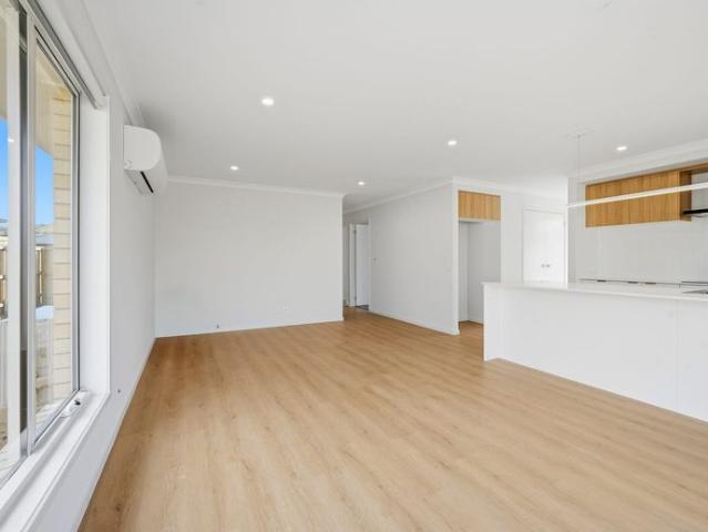 Newly Built Spacious & Modern 4 Bedroom Family Home in Bagdad