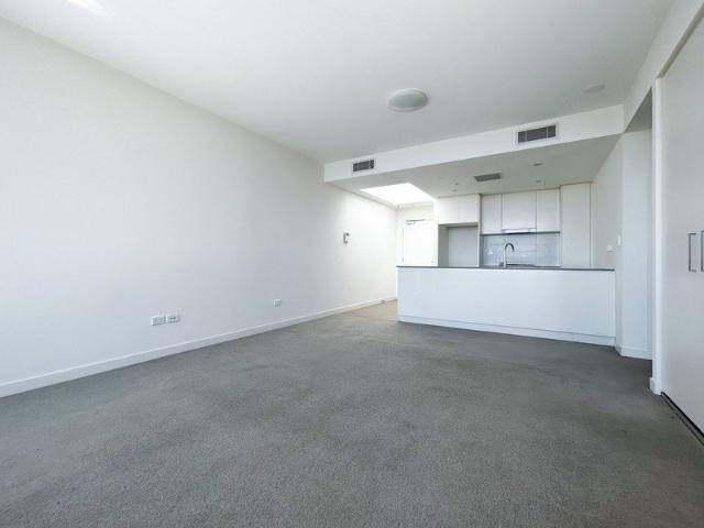 Newly Built Striking View and Pure Convenience 2 Bedroom FOR RENT