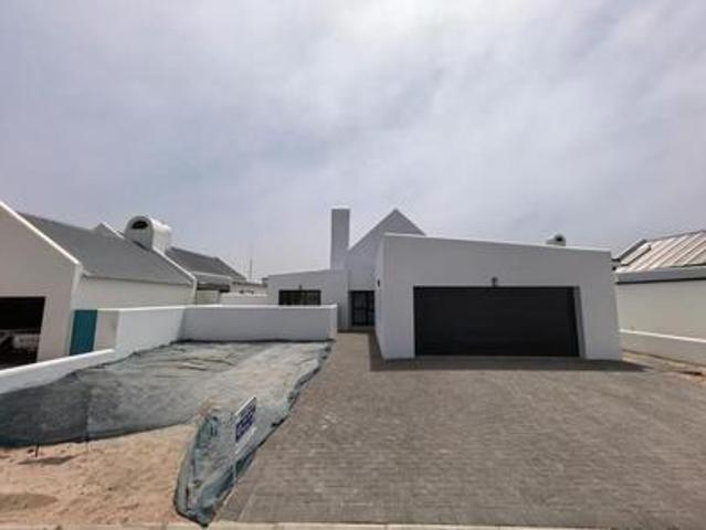 newly built, stunning 3 bedroom hous.