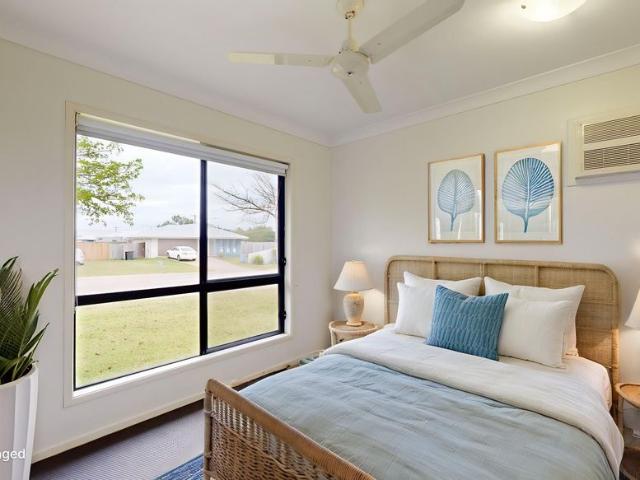 Newly Carpeted Family Home in Mount Low