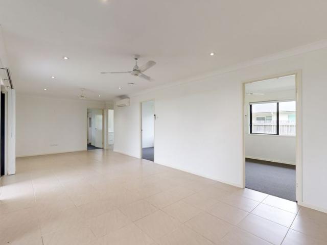 Newly Carpeted Family Home in Mount Low