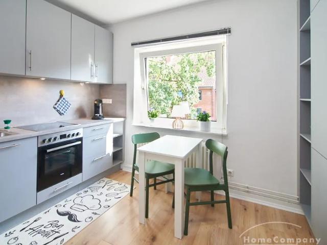 Newly furnished and temporary. Very nice and central located. Close to city centre, UKE  Eimsbüttel and Eppendorf