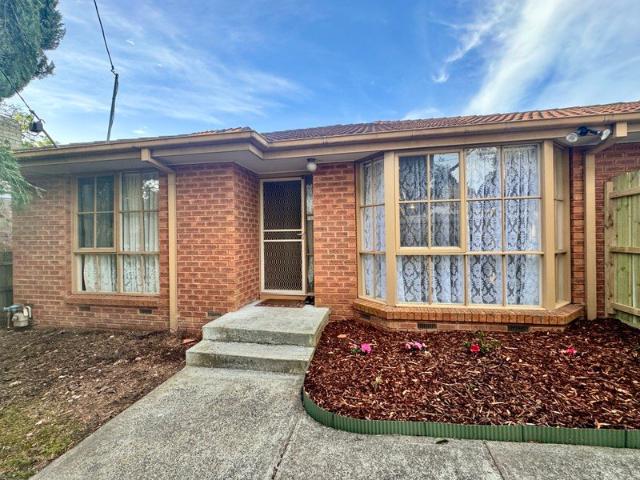 Newly installed air conditioning 3 Bedroom Home with 2 Parking in Convenient Nunawading Location