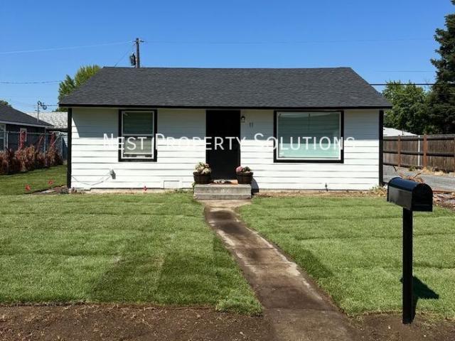 Brand New Price! Newly Remodeled 2 Bedroom Home in Ephrata