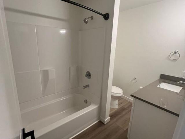 Newly Remodeled Kennedy Park Apartments! 2 Bedroom Apartment for Rent at 10420 Sw Kennedy St, Raleigh Hills, OR 97005 Raleigh Hills
