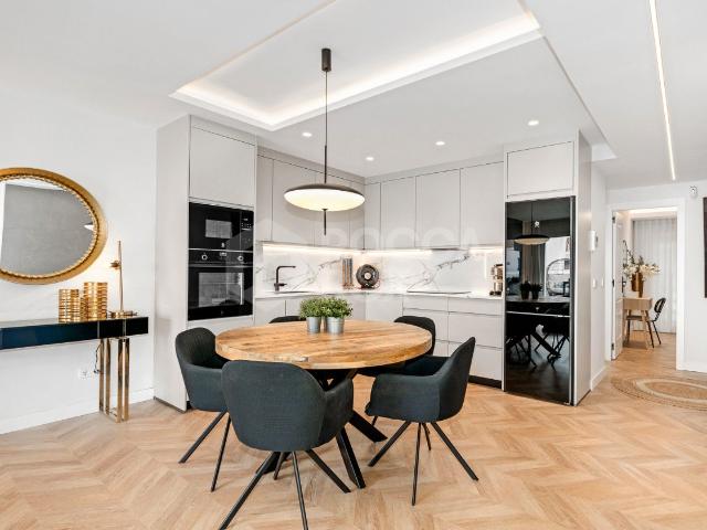 Newly Renovated 3 Bedroom Apartment