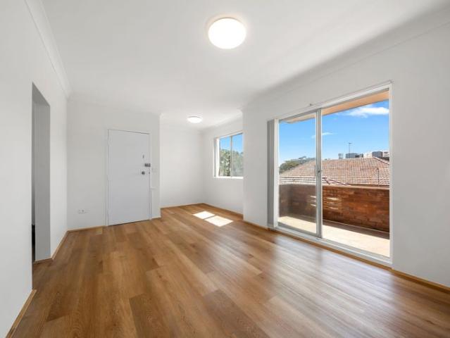 Newly Renovated 3 Bedroom Apartment in the Heart of Maroubra