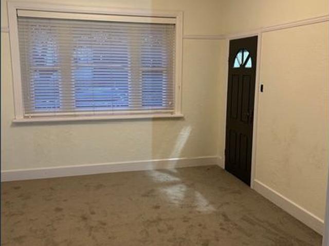 Newly renovated 3 Bedroom home in blue ribbon location