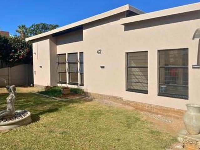 newly renovated 3 bedroom home to rent
