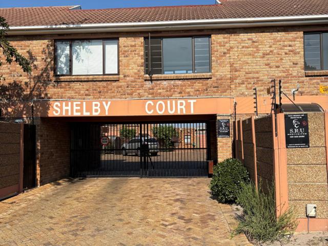 Newly Renovated 3 Bedroom Townhouse to Rent in Southfield