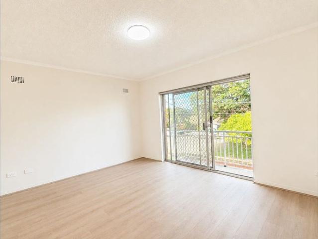 Newly Renovated 3 Bedroom Unit in Convenient Berala Location