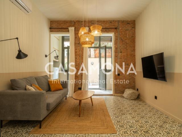 Newly Renovated 1 Bedroom Apartment With a Patio in Gracia