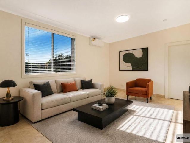 Newly Renovated 1 Bedroom Unit in Convenient Hurstville Location
