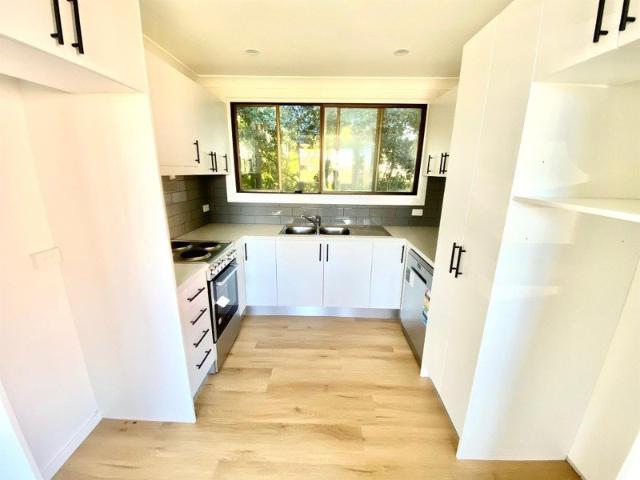 NEWLY RENOVATED 2 BEDROOM FLAT