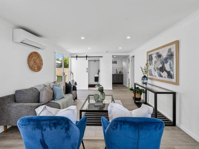 Newly Renovated 2 Bedroom Unit Close to the CBD
